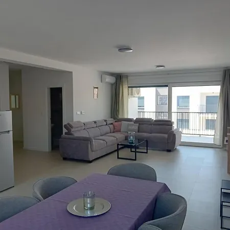 Kalista Appartement Osijek Buitenkant foto