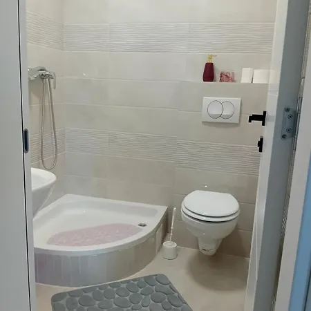 Kalista Appartement Osijek Buitenkant foto